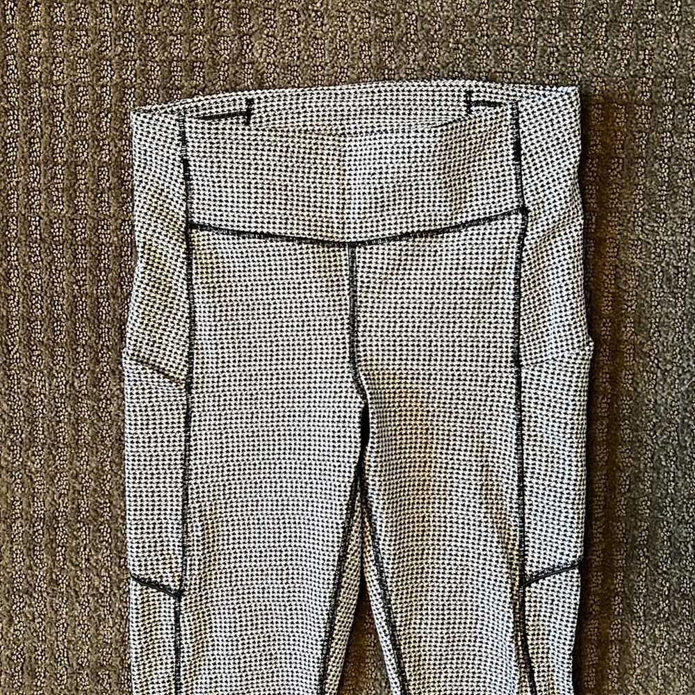 Pattern Leggings - image 2